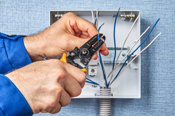 Best Emergency Electrical Repair Services  in Wesson, MS